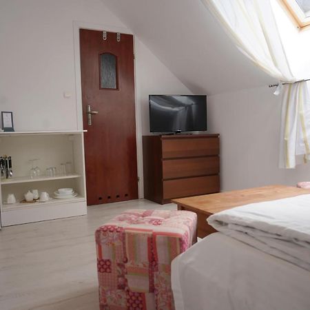 Iwona Pokoje Apartamenty Karwia Esterno foto