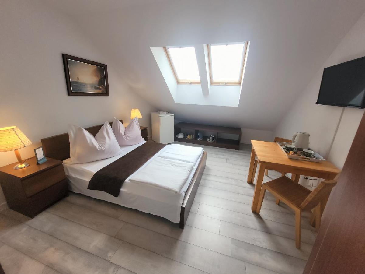 Iwona Pokoje Apartamenty Karwia Esterno foto